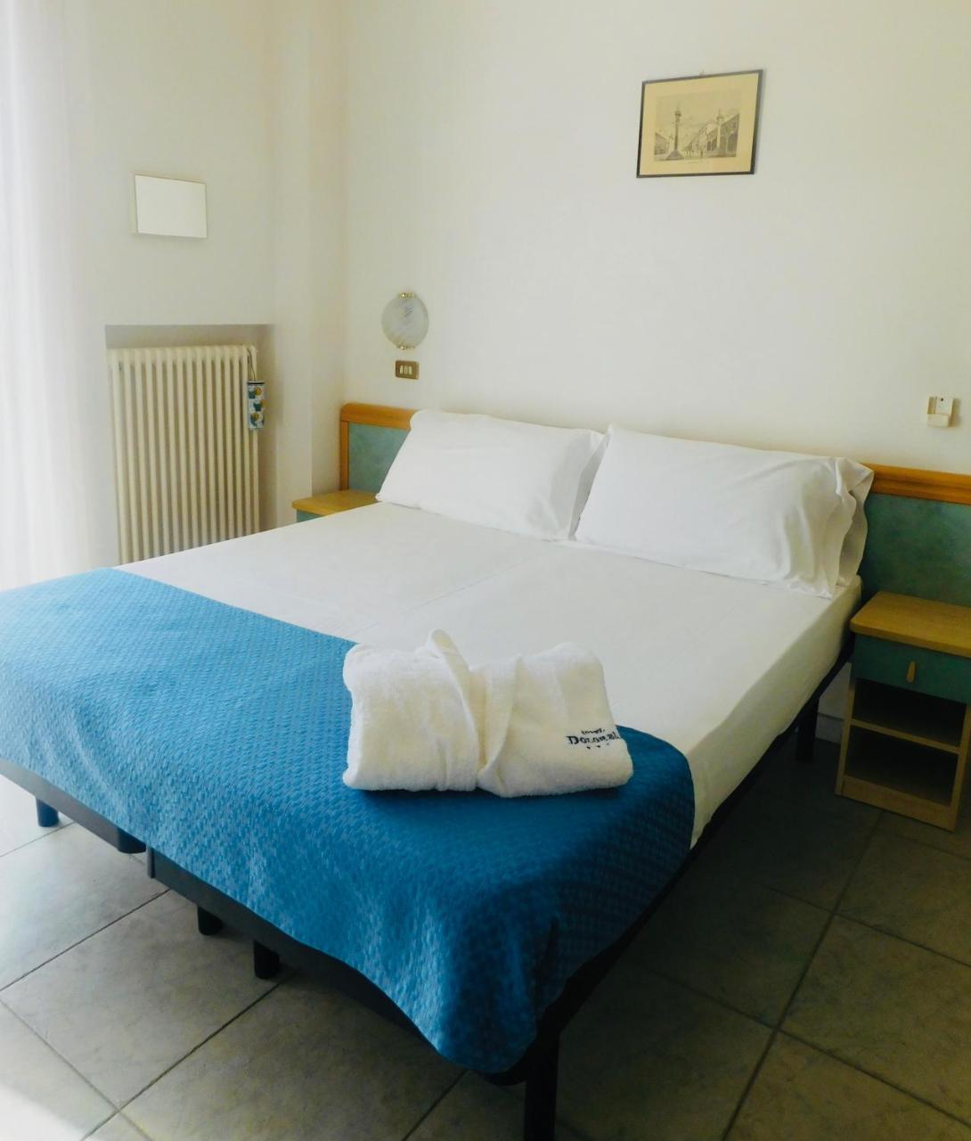 Hotel Dolores Rimini Exteriér fotografie