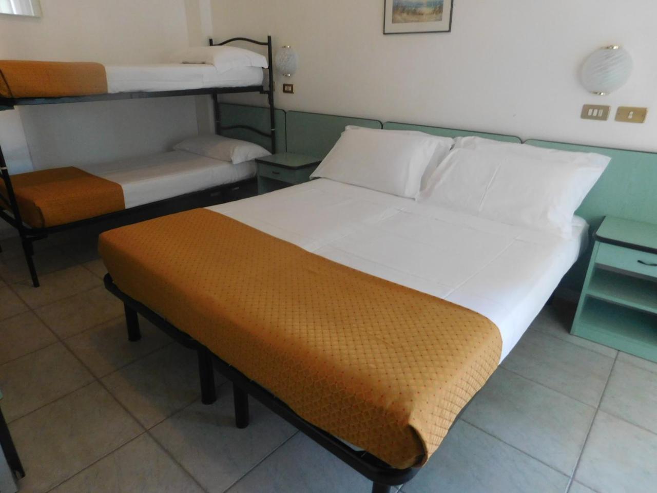 Hotel Dolores Rimini Exteriér fotografie